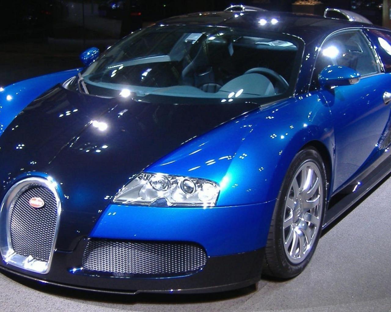 Bugatti Veyron Car - Price Of Maserati Car In India - HD Wallpaper 