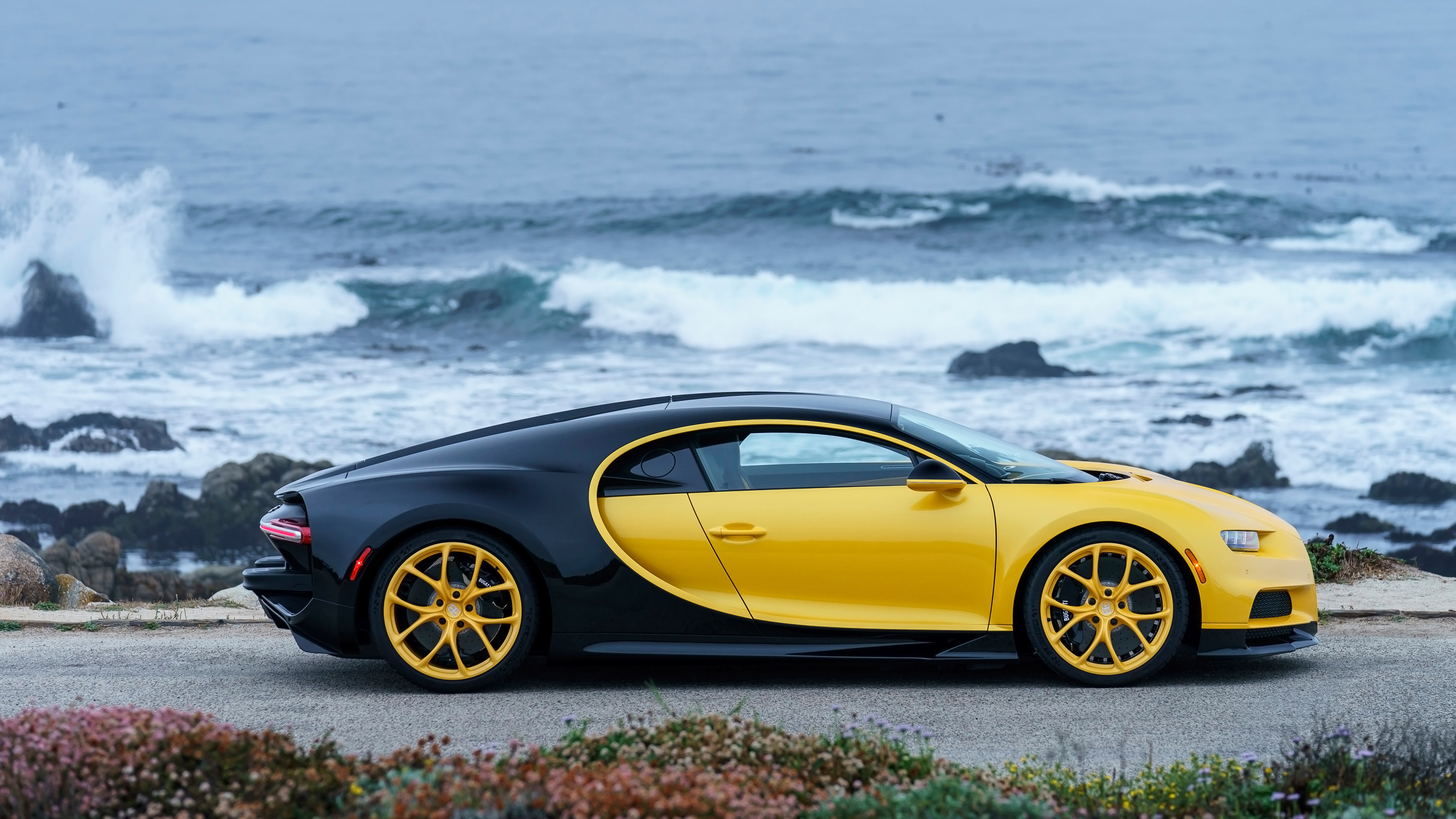 Bugatti By The Beach - HD Wallpaper 