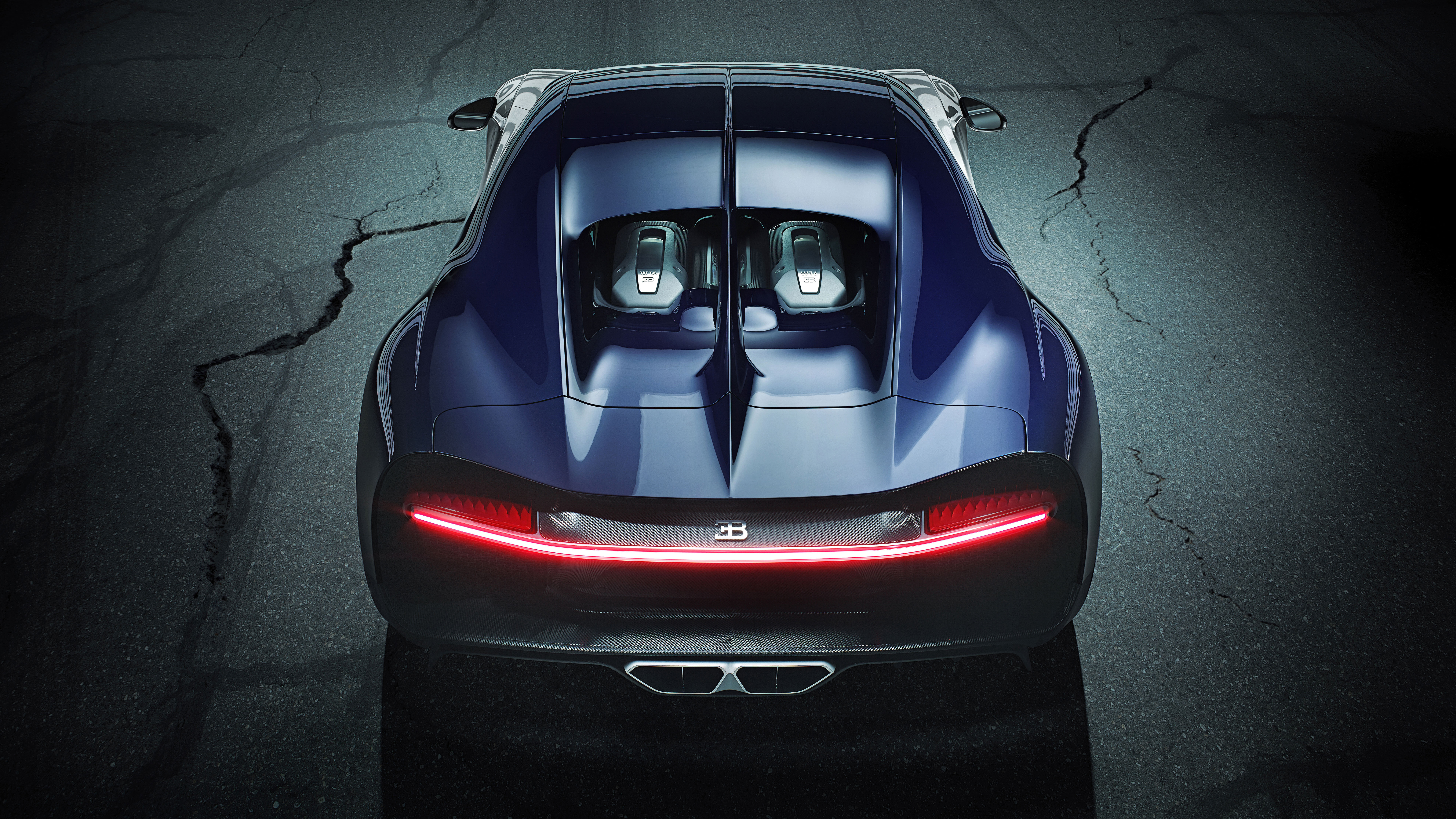 Bugatti Chiron Wallpaper 4k 7680x4320 Wallpaper Teahub Io