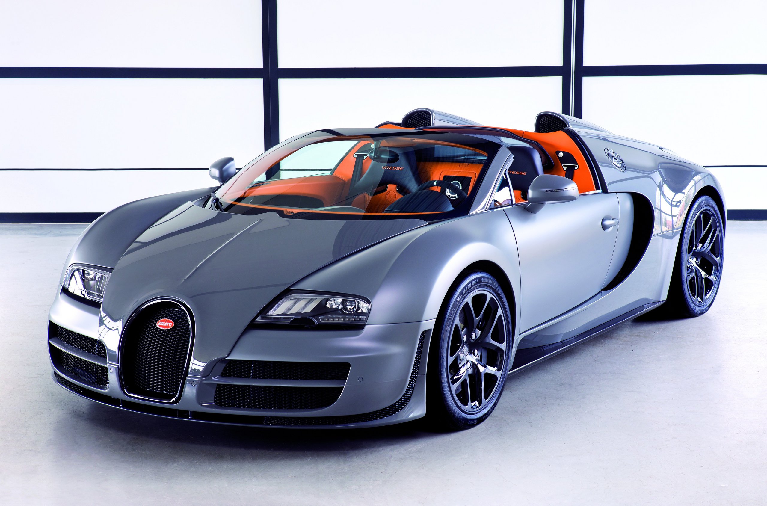 Bugatti Veyron Backgrounds On Wallpapers Vista - 2012 Bugatti Veyron Grand Sport Vitesse - HD Wallpaper 