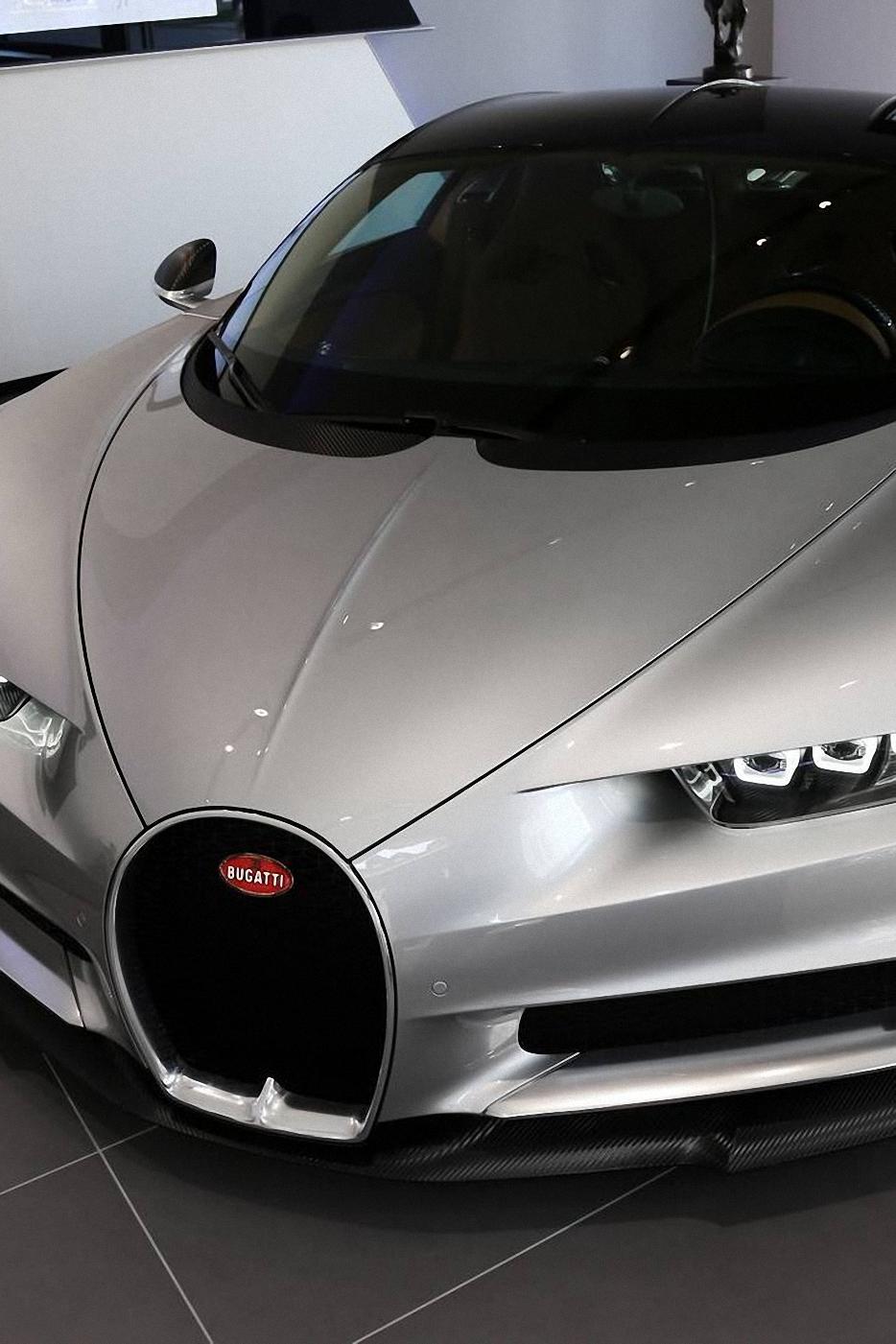 Bugatti Chiron Grey Sportcar - Bugatti Chiron Wallpaper Hd Iphone - HD Wallpaper 