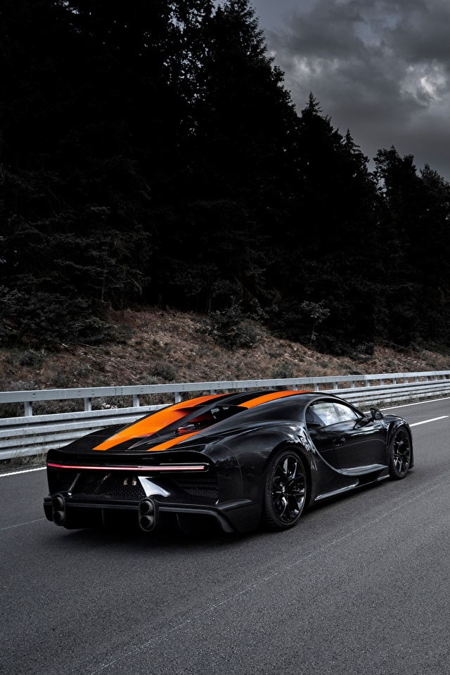 300 Mph Bugatti Chiron Super - HD Wallpaper 