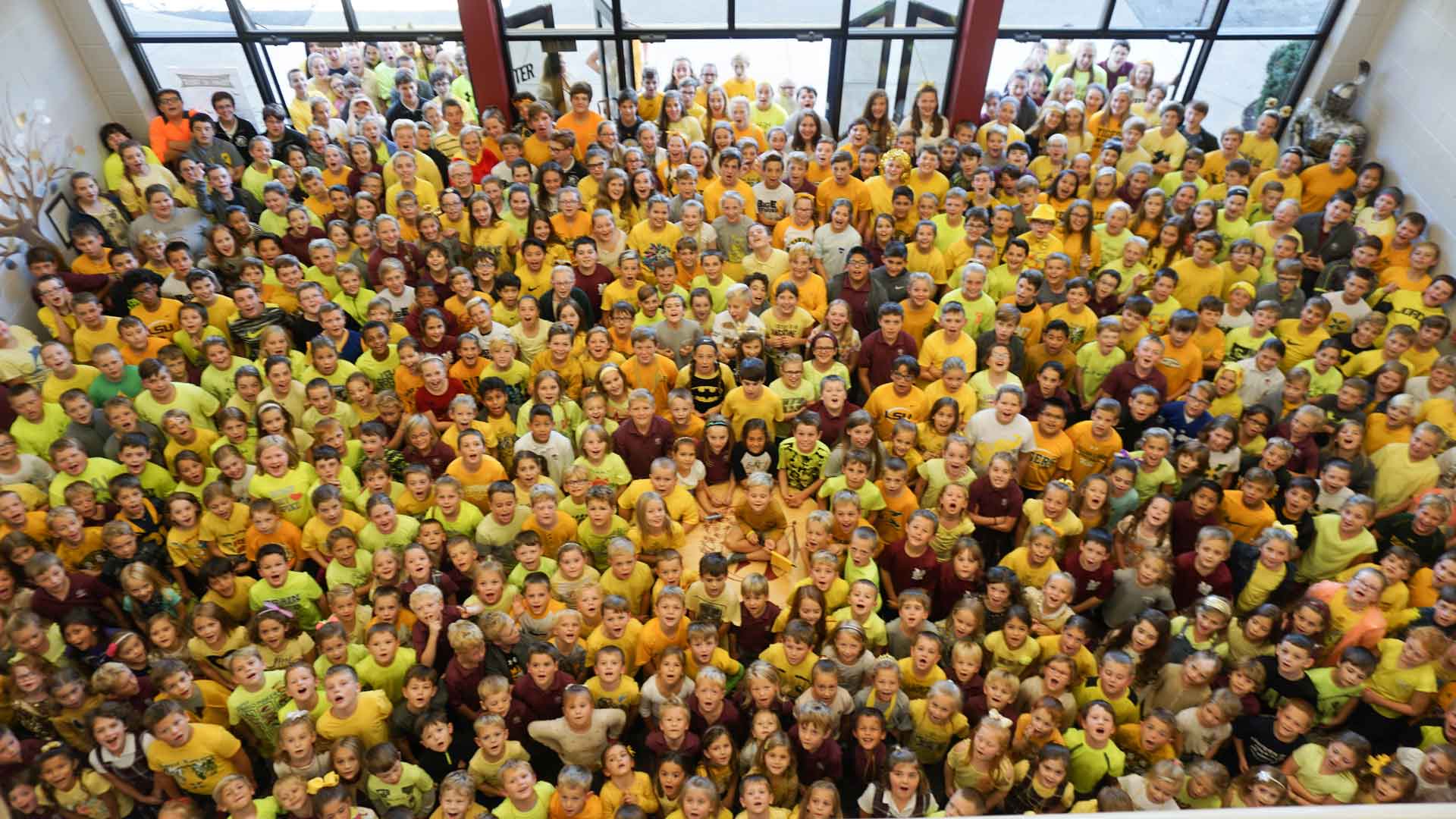 Dsc03765 - Saint Michael School Louisville Kentucky - HD Wallpaper 