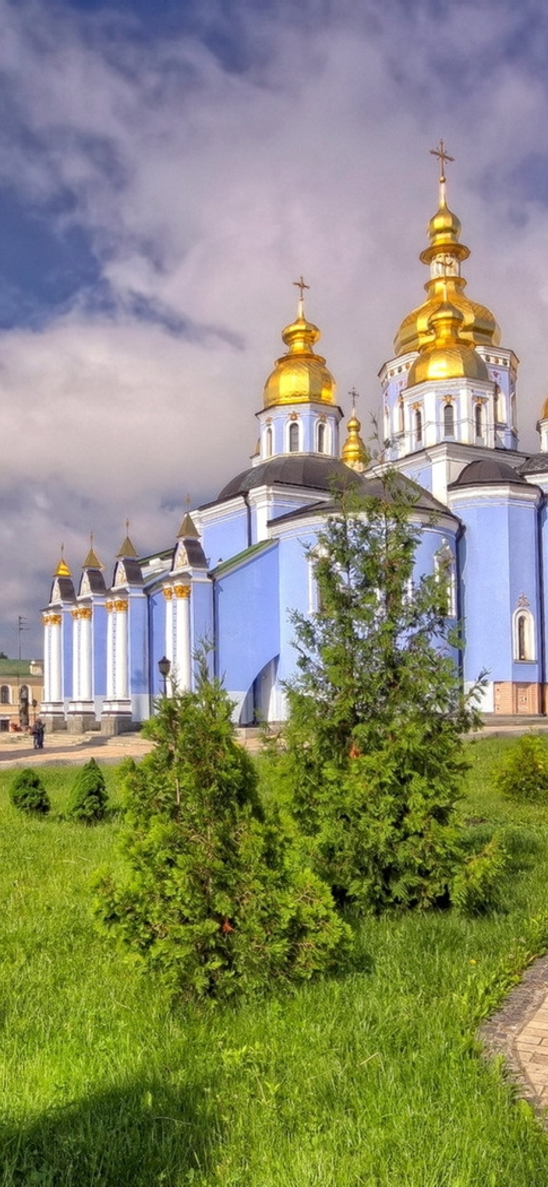 St. Michael's Golden-domed Cathedral - HD Wallpaper 