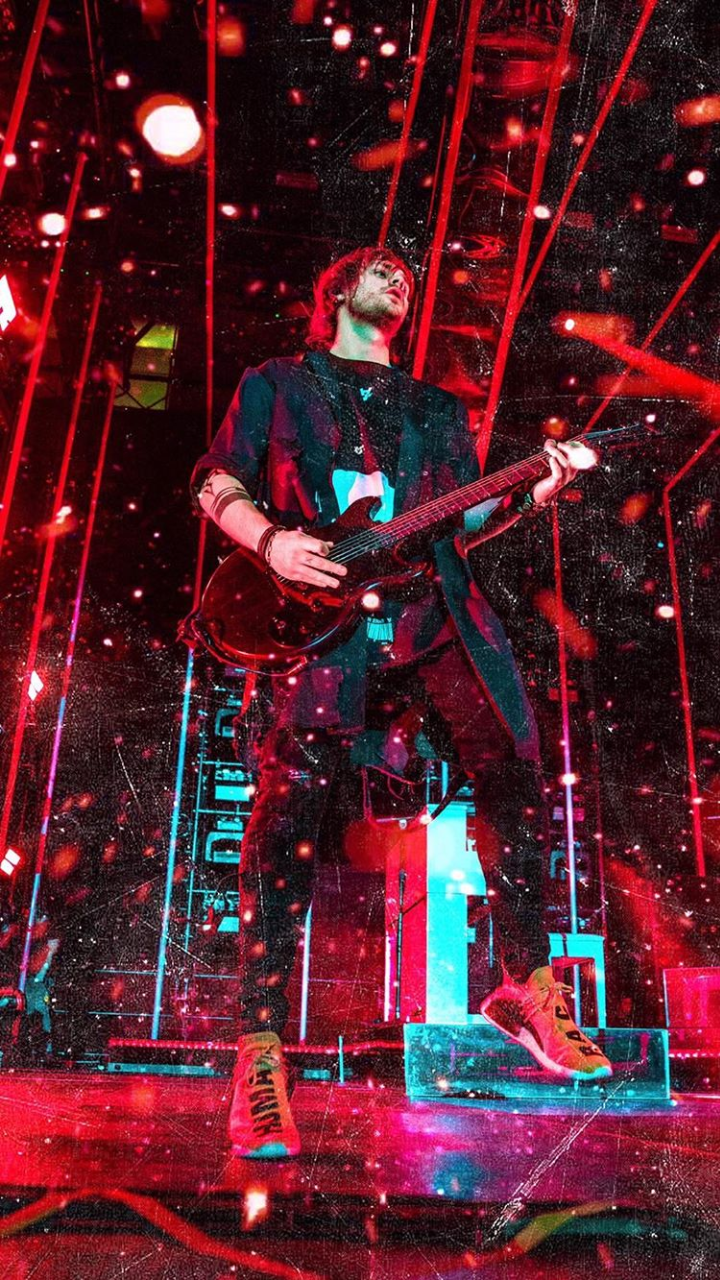 Clifford, Wallpaper, And Mike Image - Rock Concert - HD Wallpaper 