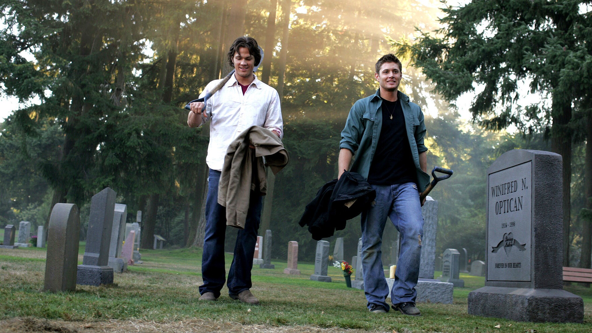 Computer Wallpaper For Supernatural - Supernatural Children Shouldn T Play With Dead Things - HD Wallpaper 