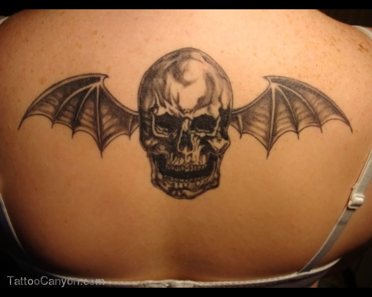 Death Bat Tattoo On Back - Tattoo - HD Wallpaper 