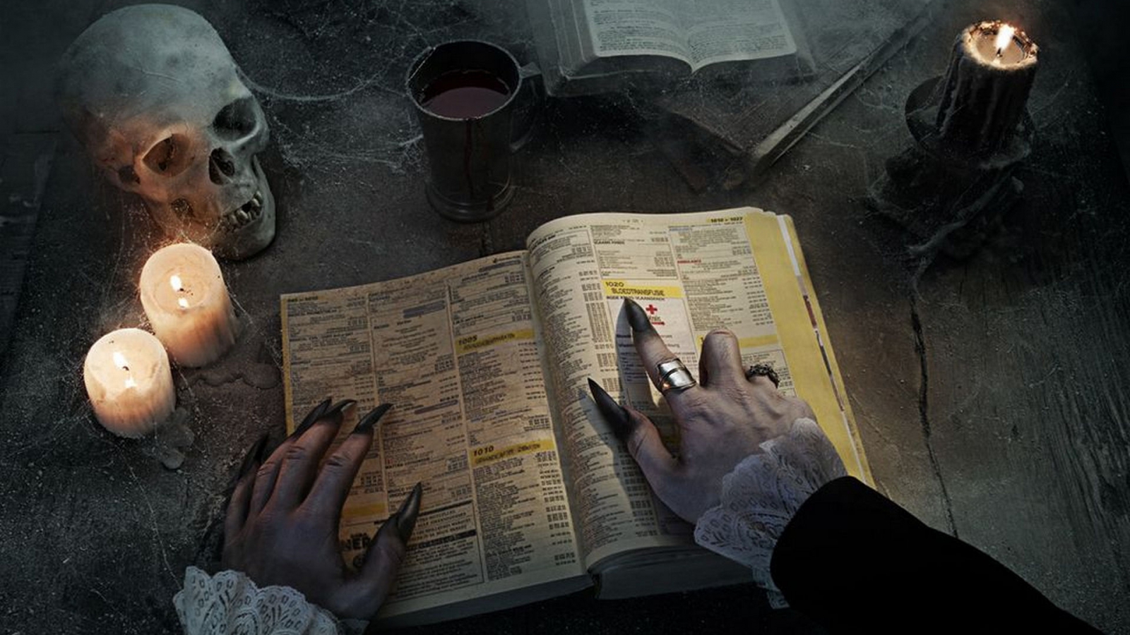 Vampire Computer Wallpapers, Desktop Backgrounds - Witchcraft Wallpaper Hd - HD Wallpaper 