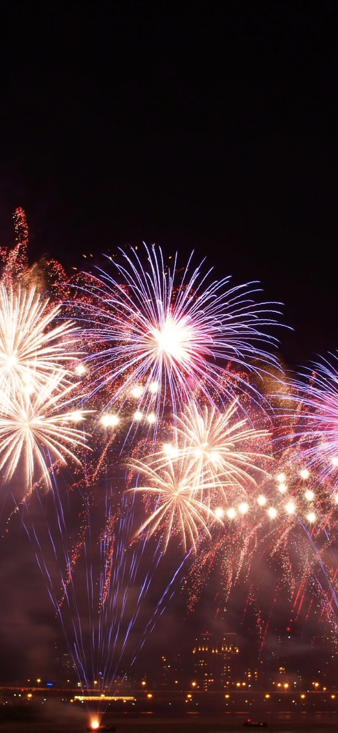 Iphone Xs , Iphone X Wallpaper - Iphone 8 Plus Fireworks - HD Wallpaper 