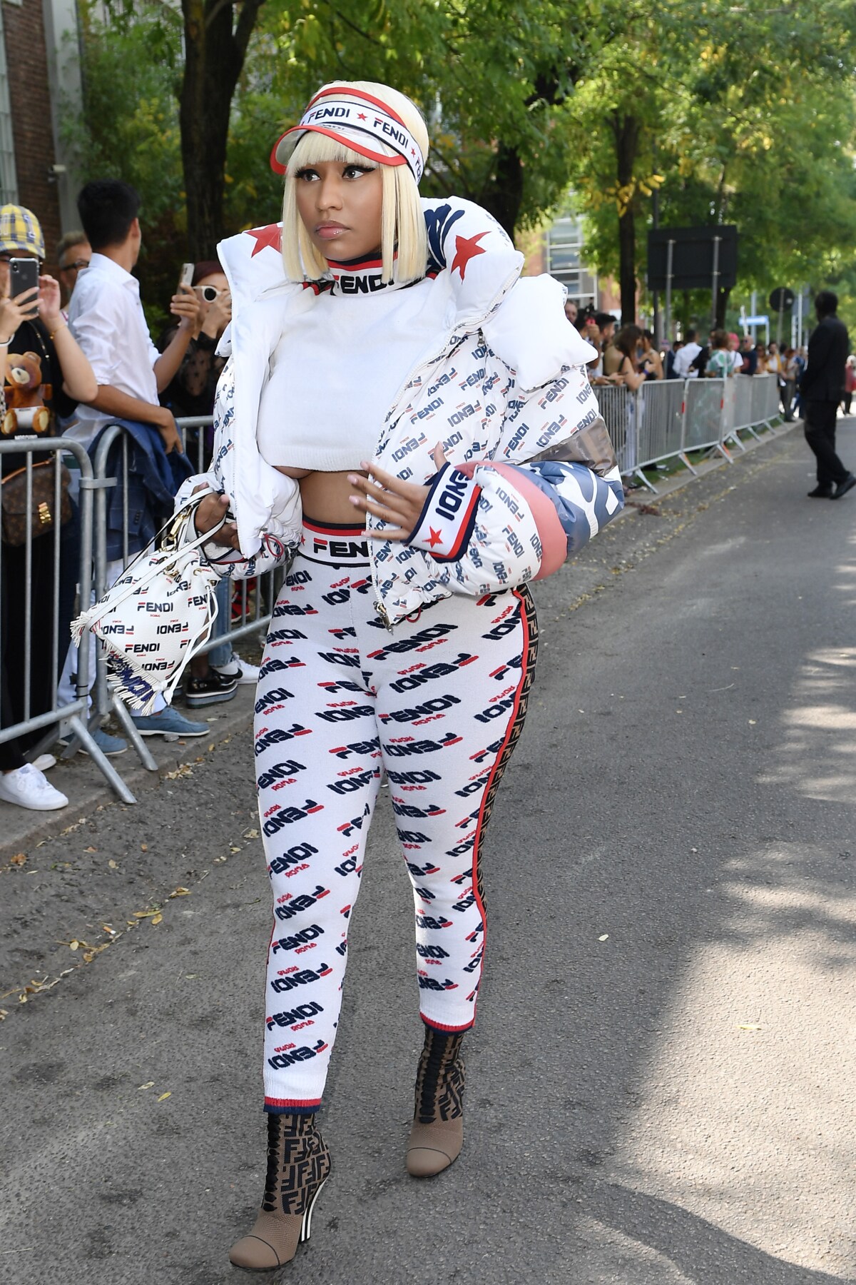 Nicki Minaj Songs - Nicki Minaj Songs 2019 - HD Wallpaper 