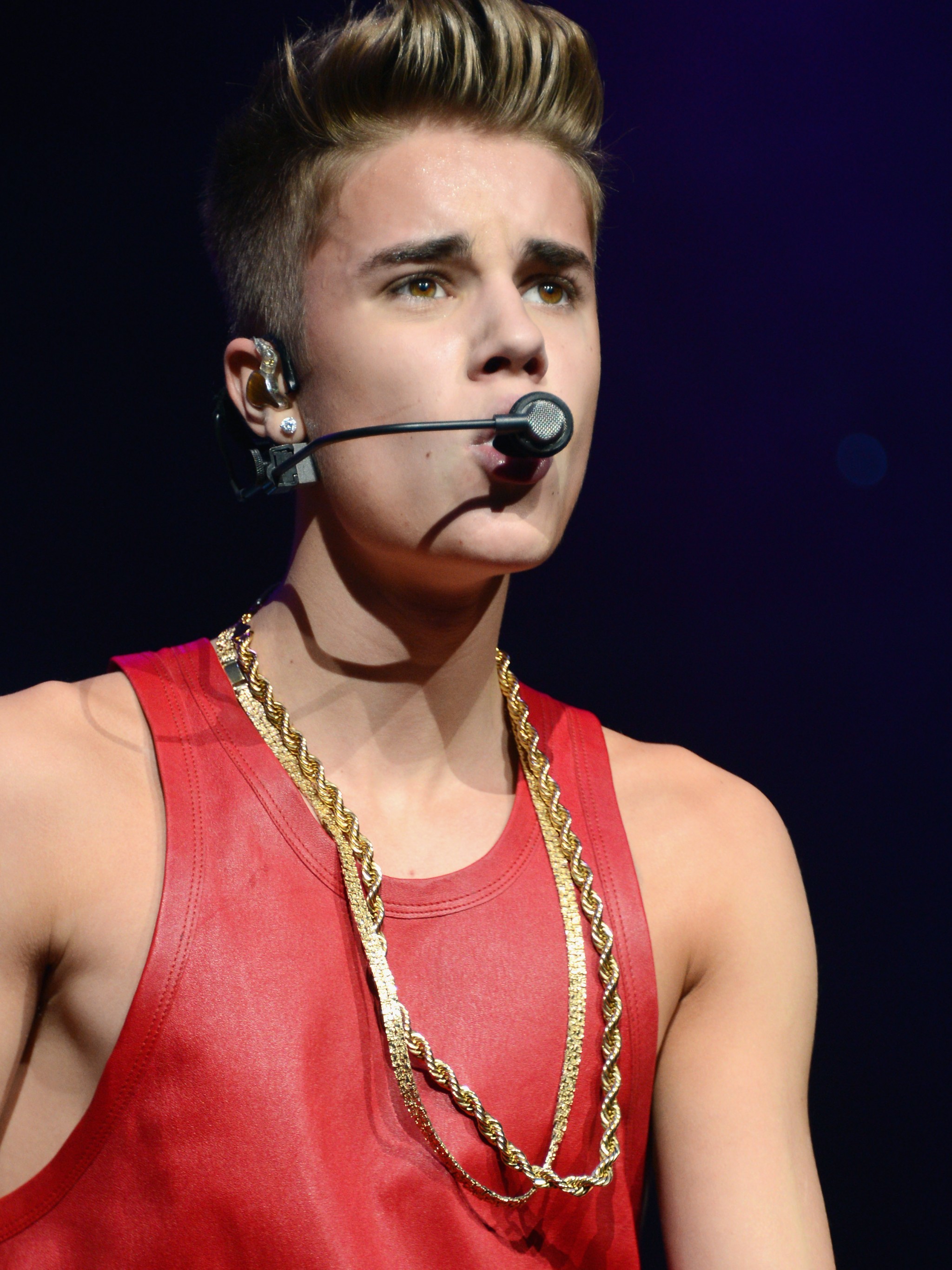 Download Justin Bieber Page, Justin Bieber Parents - Justin Bieber - 2048x2732 Wallpaper Download Justin Bieber Page, Justin Bieber Parents - Justin Bieber - 2048x2732 Wallpaper