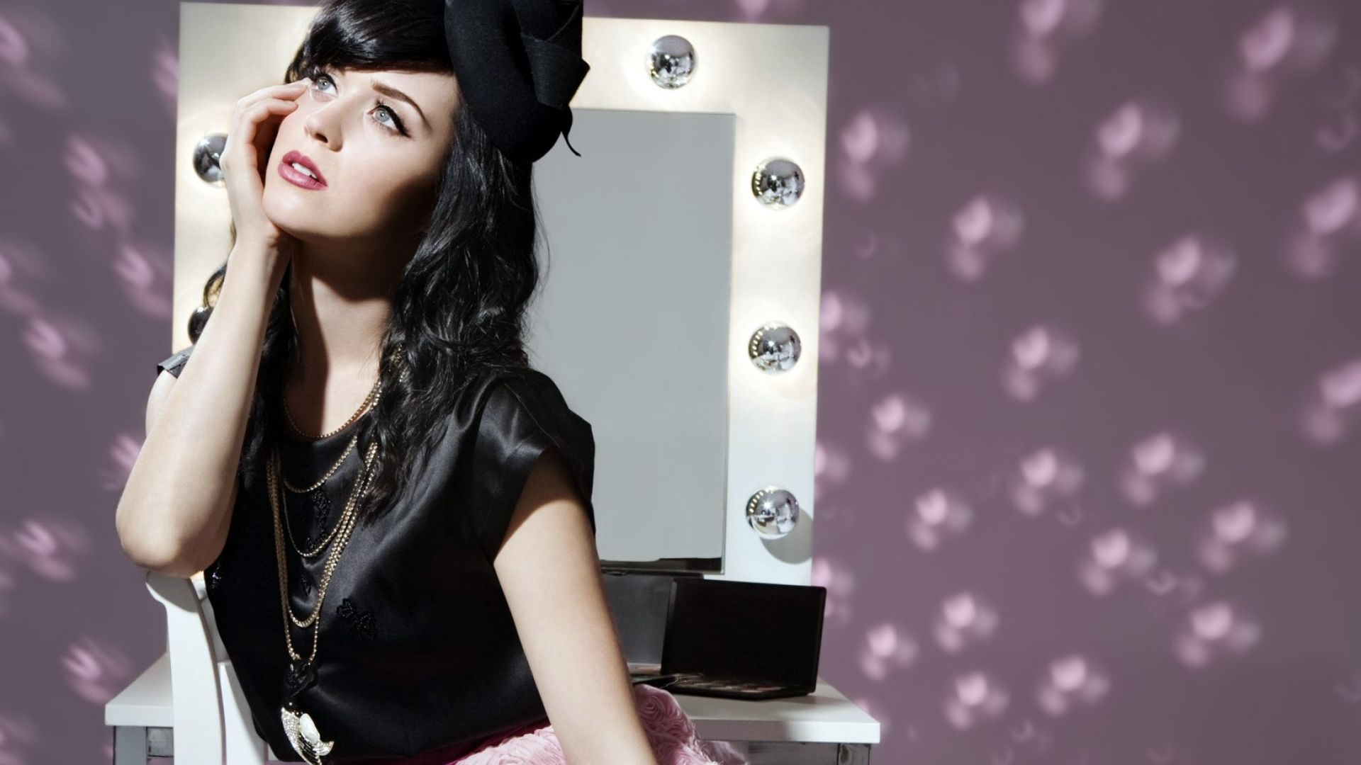 Katy Perry Poster - HD Wallpaper 