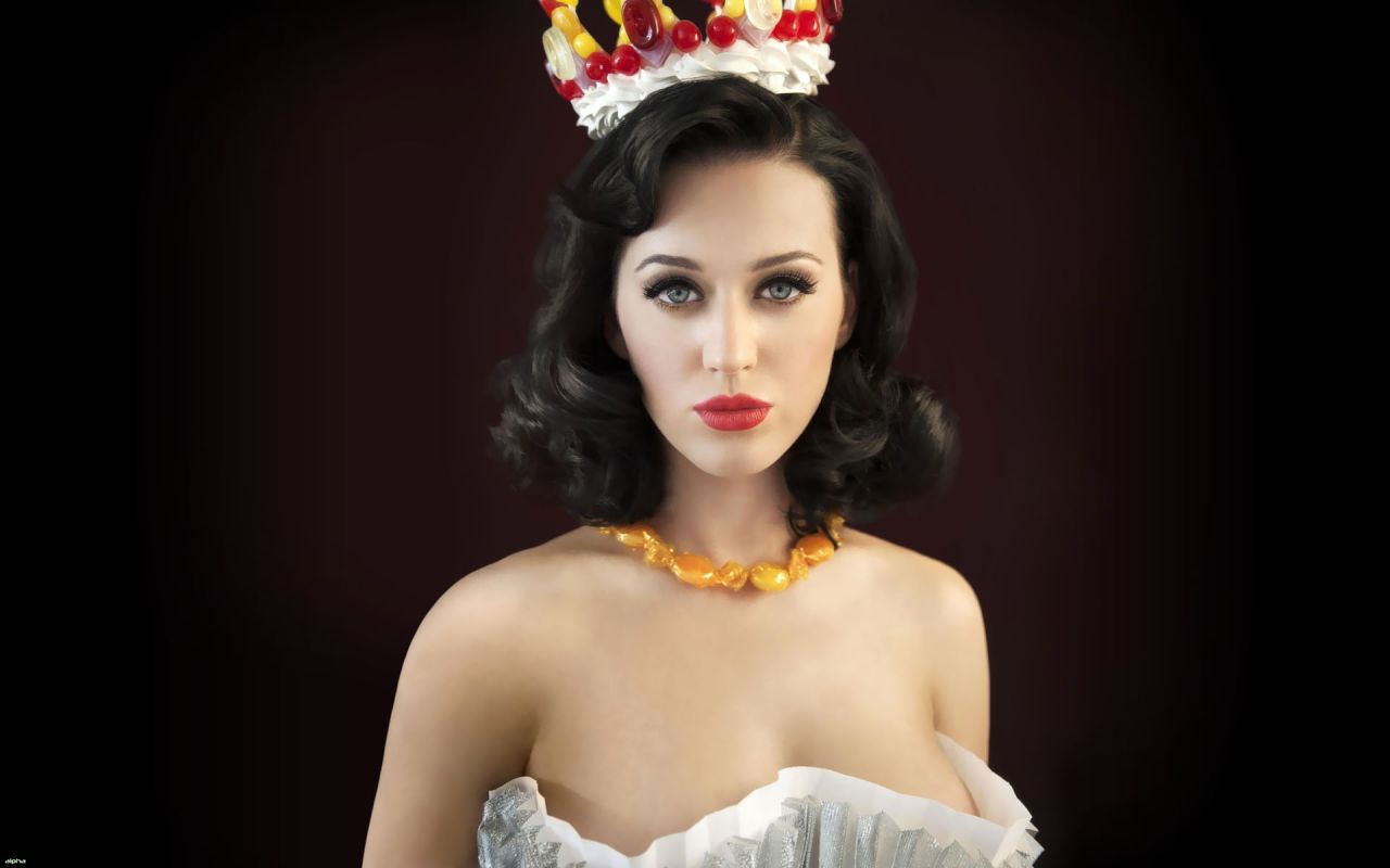 Katy Perry Candy Crown - HD Wallpaper 