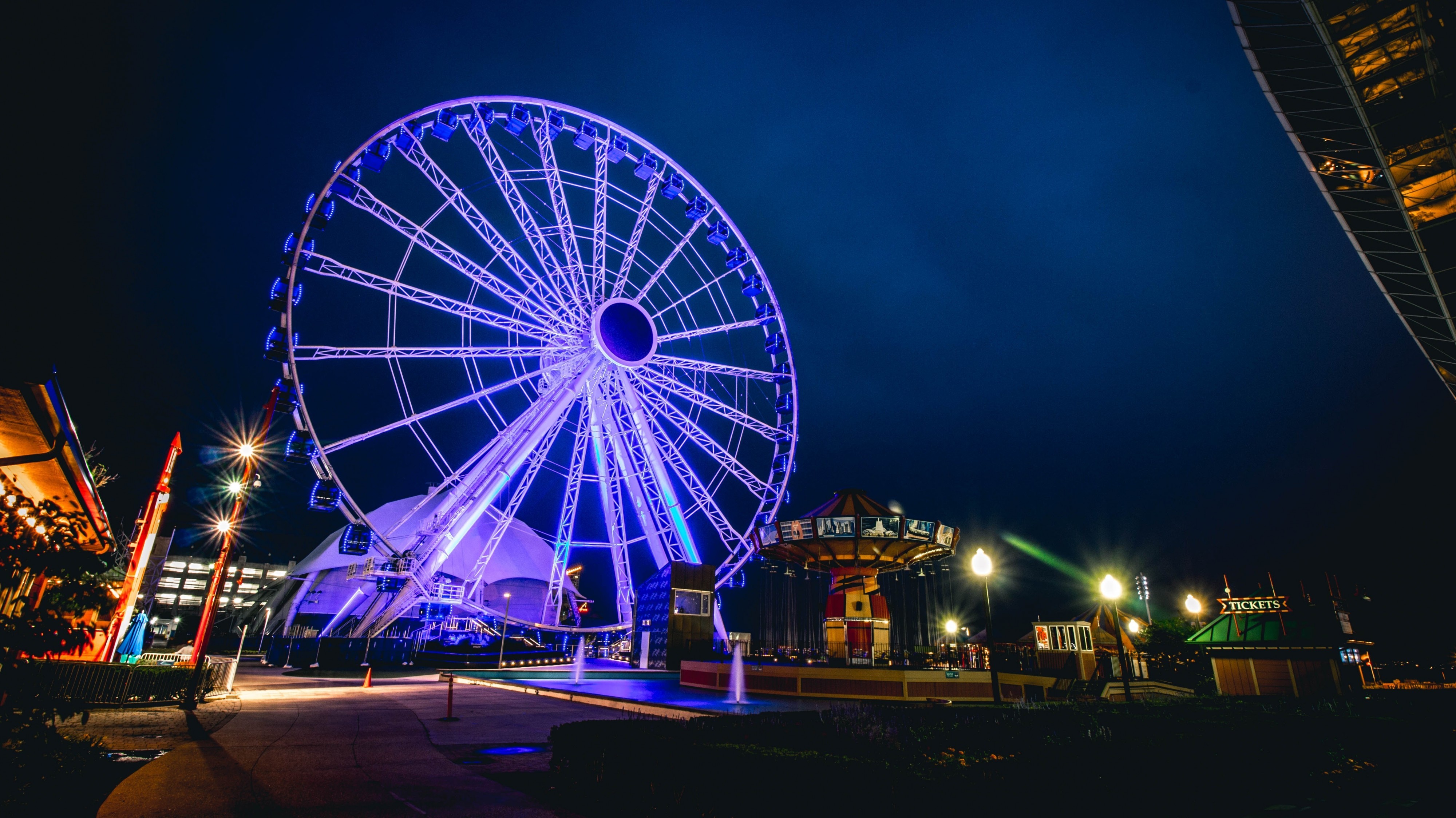 Ferris Wheel, Lights, Night, Amusement Park - Night Ferris Wheel - HD Wallpaper 