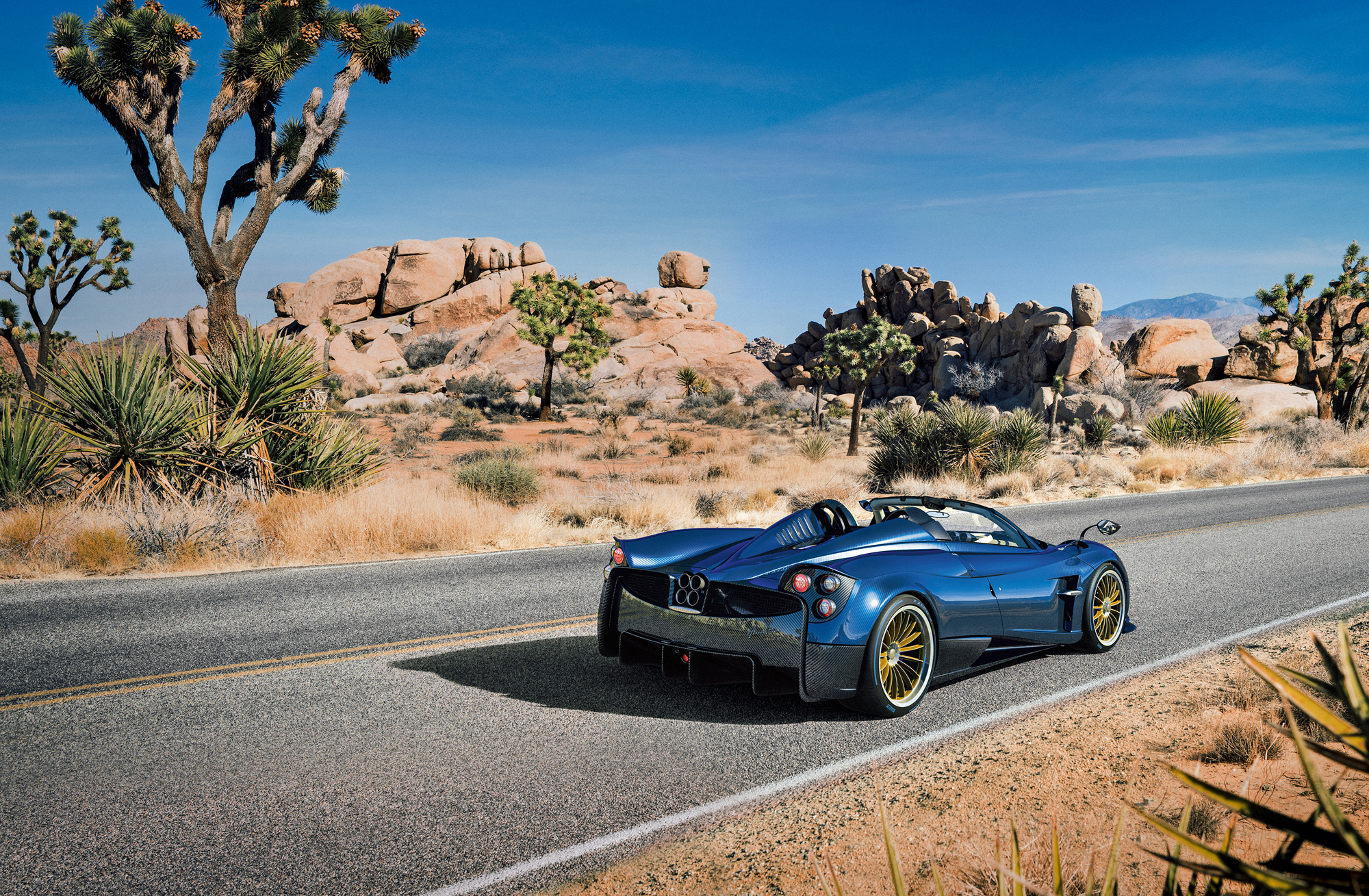 Pagani Huayra Roadster Wallpapers Hd - Pagani Huayra Roadster Wallpaper Factory - HD Wallpaper 