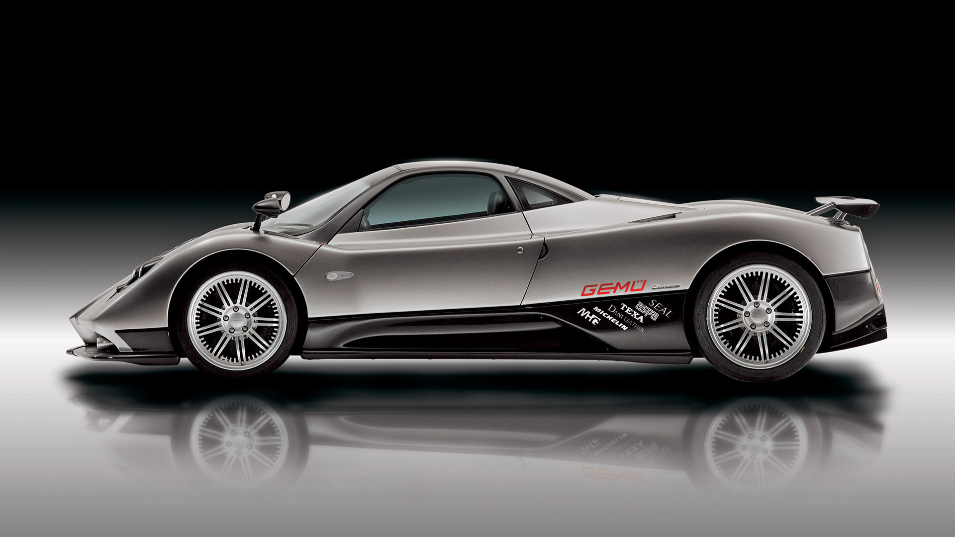 Pagani Zonda R Dimensions - HD Wallpaper 