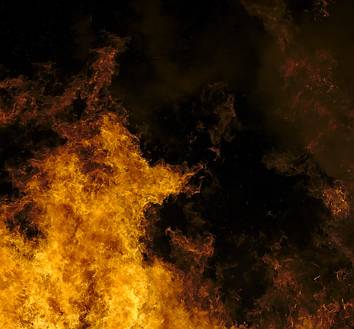 Yellow And Black Flame Digital Wallpaper - Winston Churchill Quote Going Through Hell - HD Wallpaper 