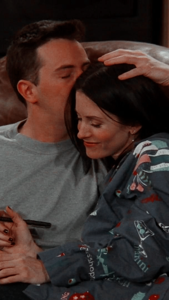 Friends, Chandler, And Monica Image - Monica And Chandler - 576x1024  Wallpaper 