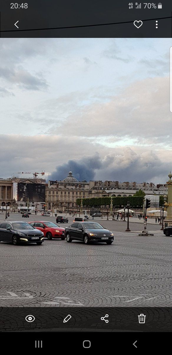 Paris Fire Incen View From Condorde What S Happening - Porsche - HD Wallpaper 