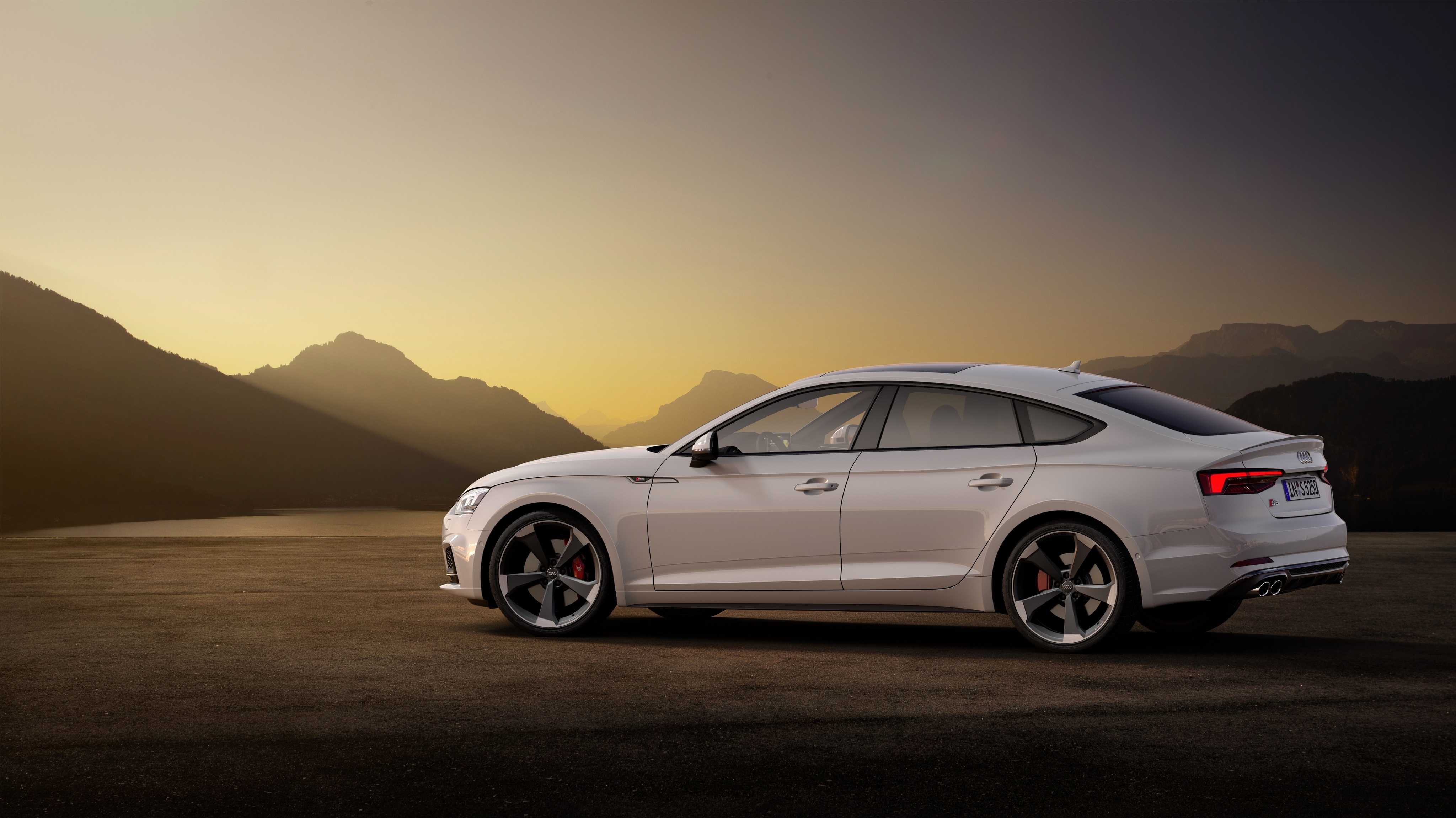 2019 Audi S5 Sportback White - HD Wallpaper 