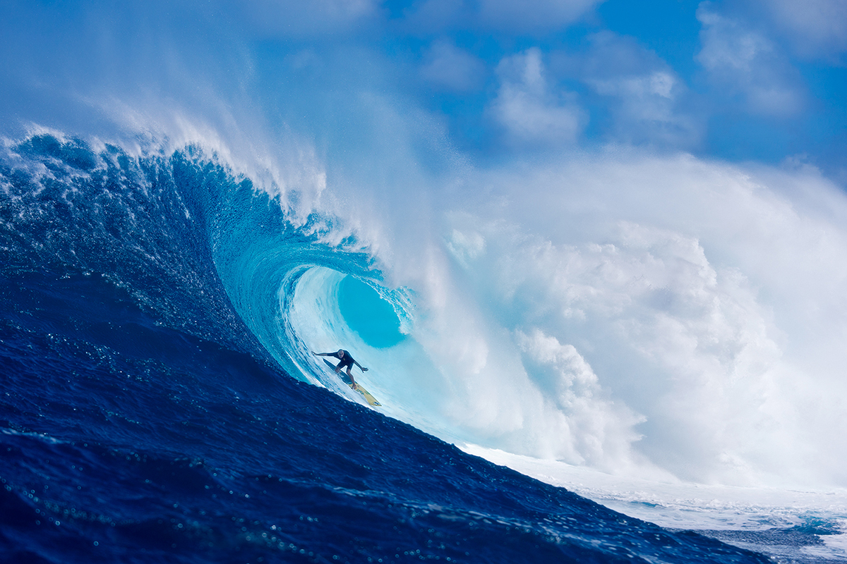 Biggest Maldives Waves - HD Wallpaper 