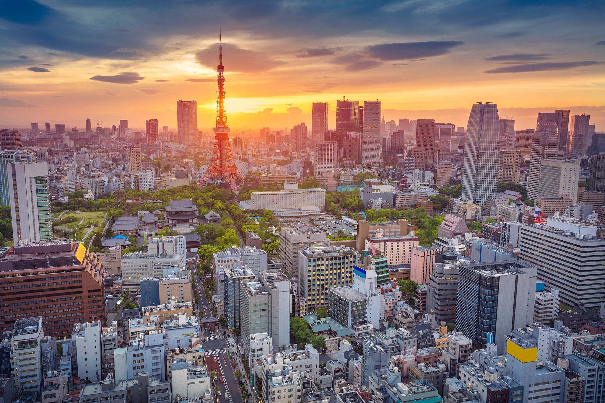 Tokyo Tower - HD Wallpaper 