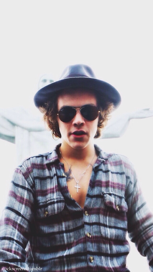 Harry Styles - HD Wallpaper 