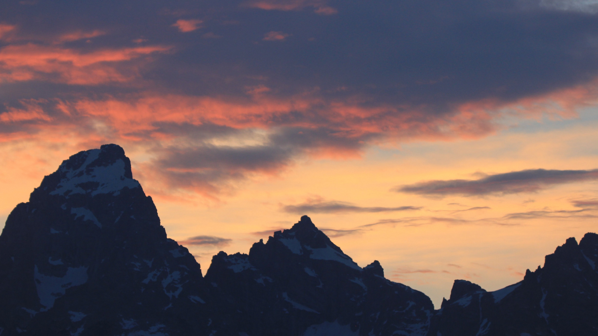 Iphone 7 Mountains Sunset - HD Wallpaper 