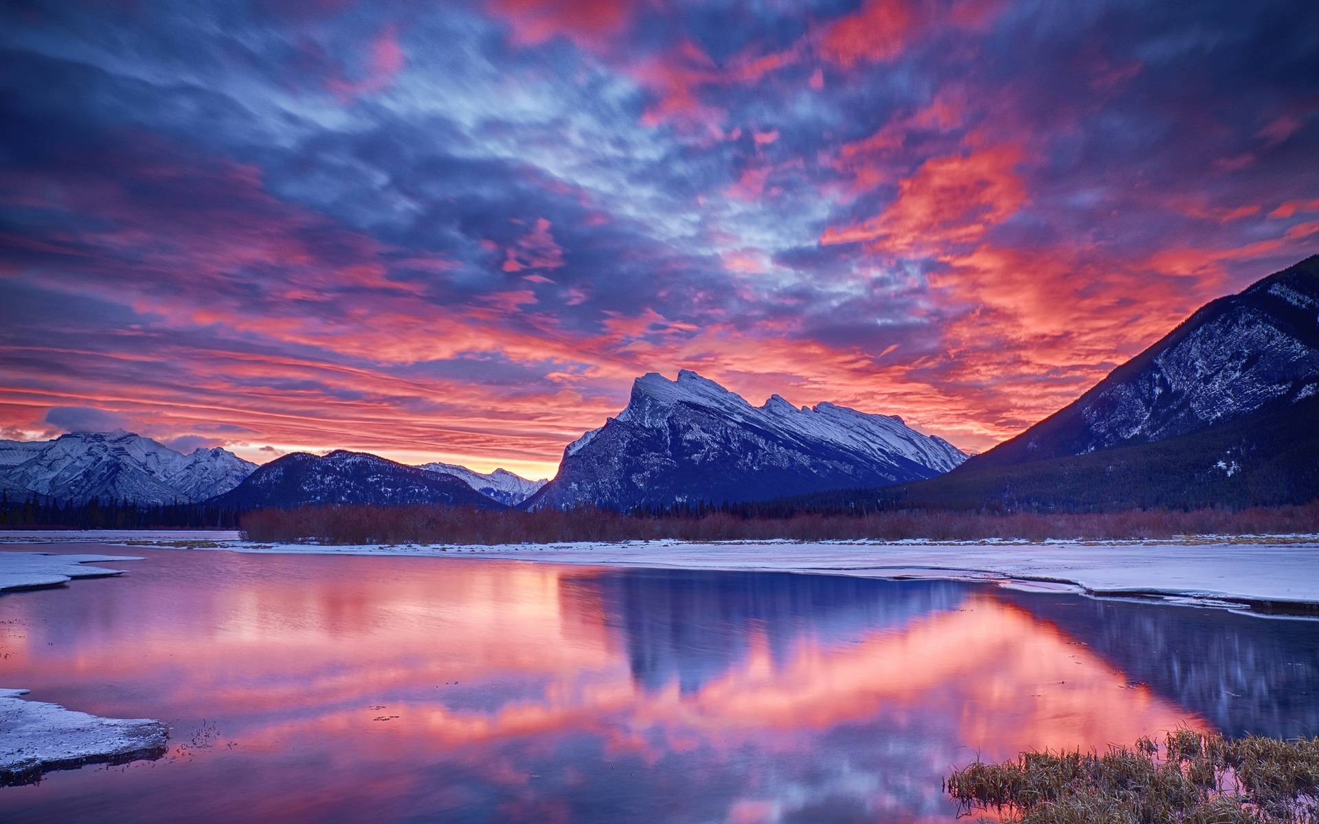 Winter, Snow, Lake, Sky, Clouds, Sunset, Glow, Mountain - Snow Sunset Wallpaper Mountains - HD Wallpaper 