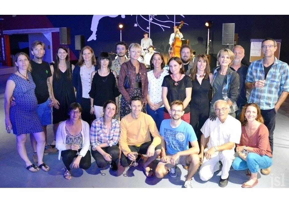 Family Reunion - HD Wallpaper 