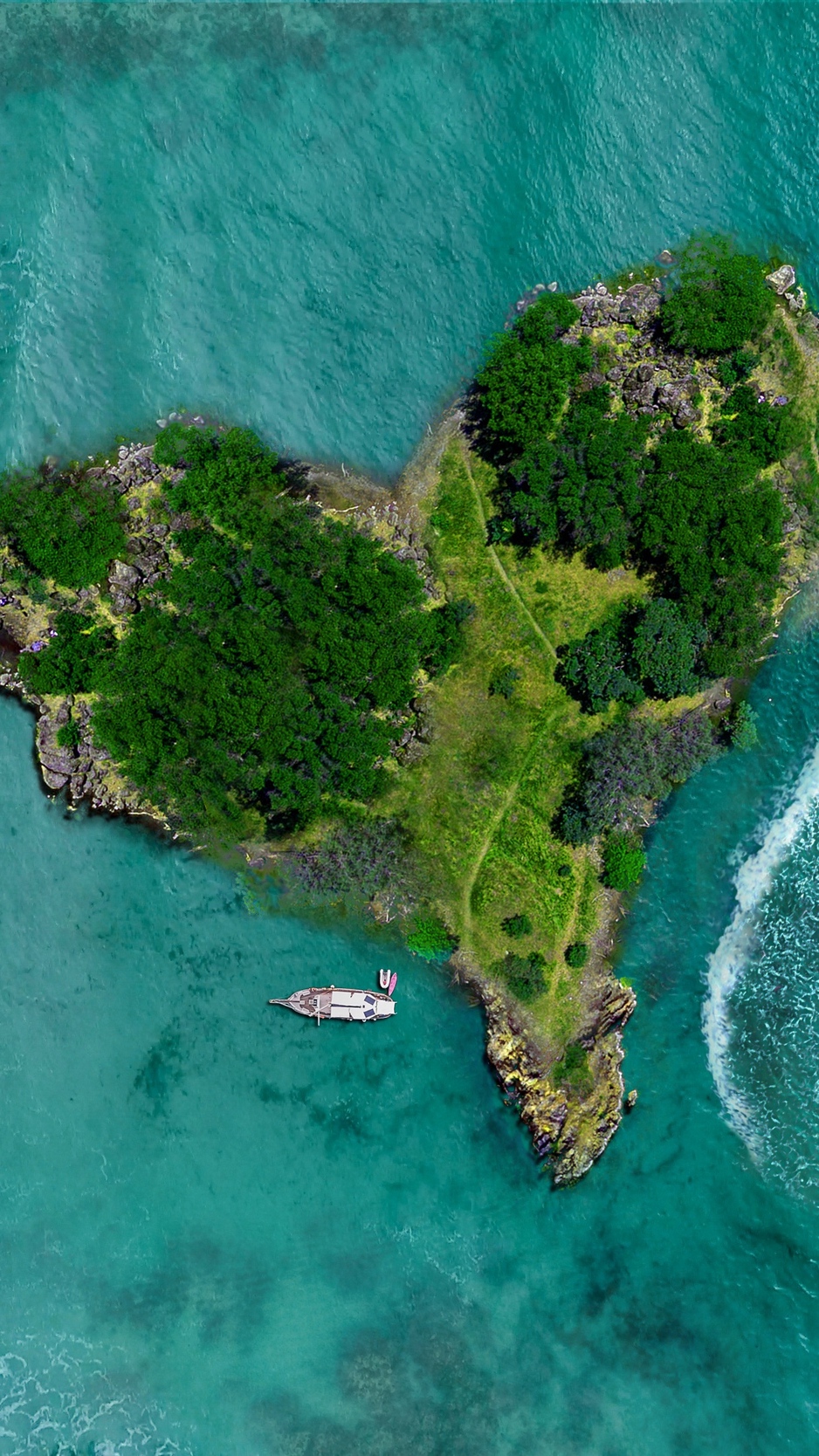 Wallpaper Island, Heart, Ocean, View From Above - Heart Island - HD Wallpaper 