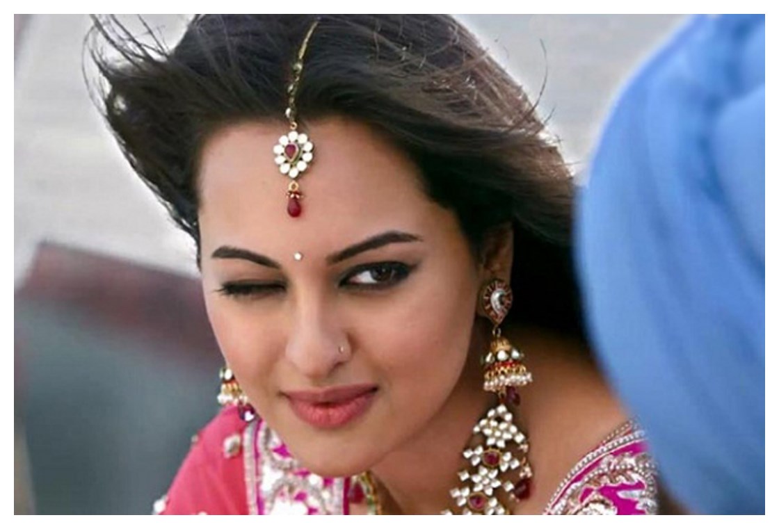 Dabangg 2 Sonakshi Sinha - HD Wallpaper 