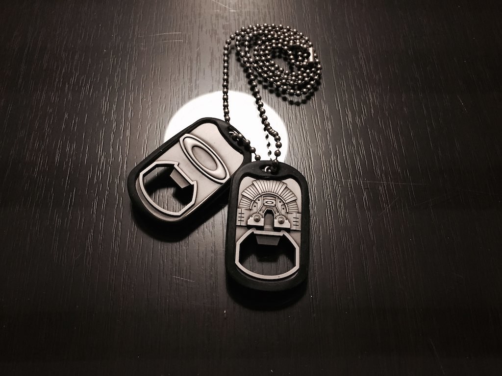 Locket - HD Wallpaper 