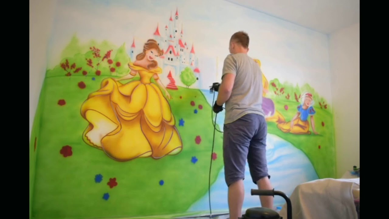 Hand Painted Disney Wall Mural - HD Wallpaper 