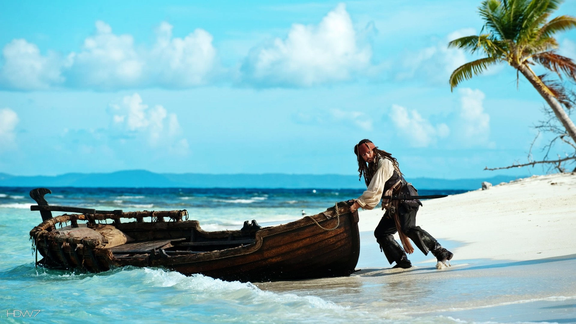 Movies Pirates Of The Caribbean Johnny Depp Captain - Black Pearl Jack Sparrow - HD Wallpaper 