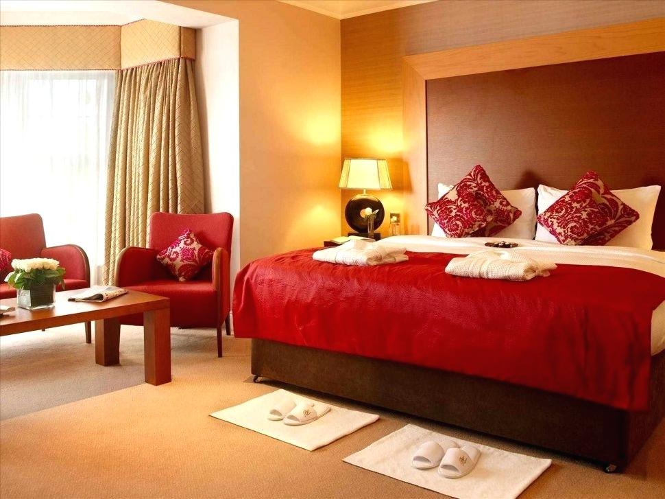 Red Colour Schemes For Bedrooms - HD Wallpaper 