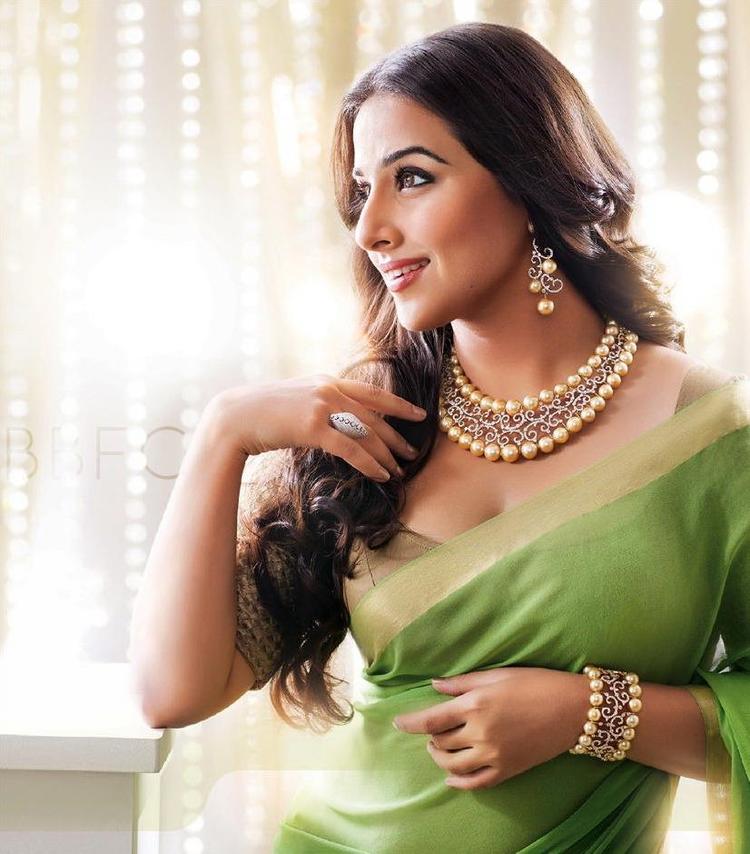 Vidya Balan Ranka Jewellers - HD Wallpaper 