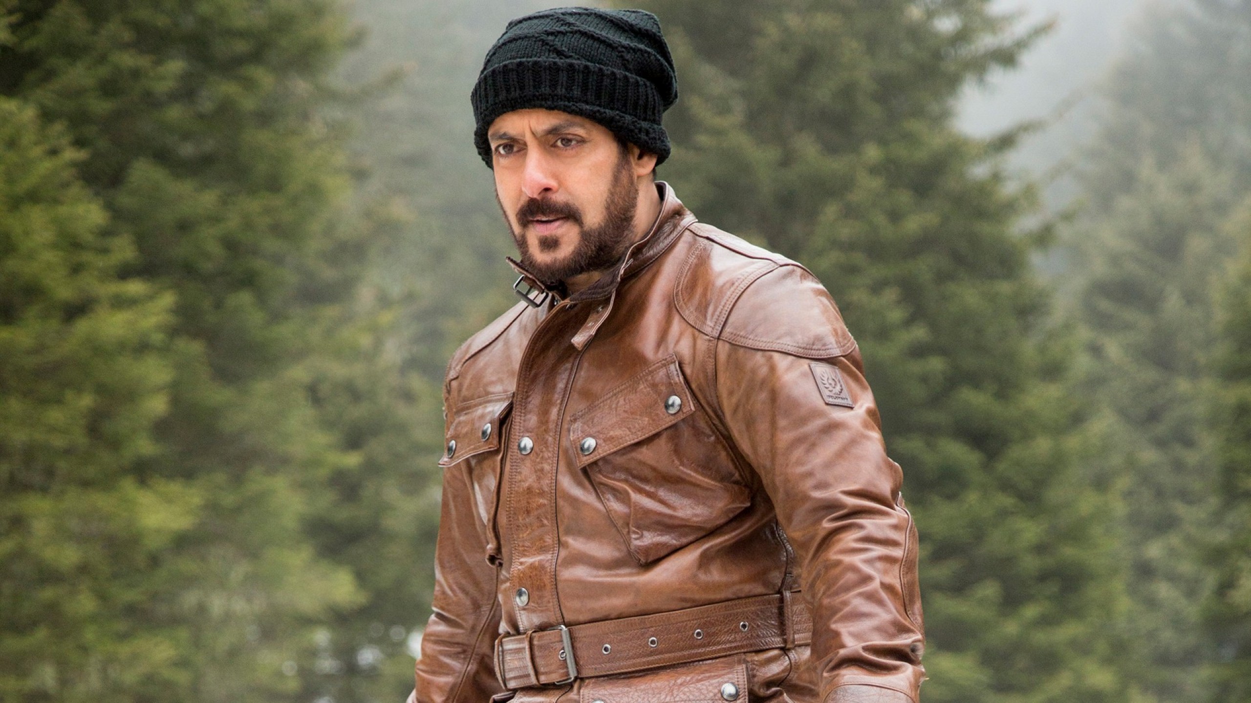 Tiger Zinda Salman Khan - HD Wallpaper 