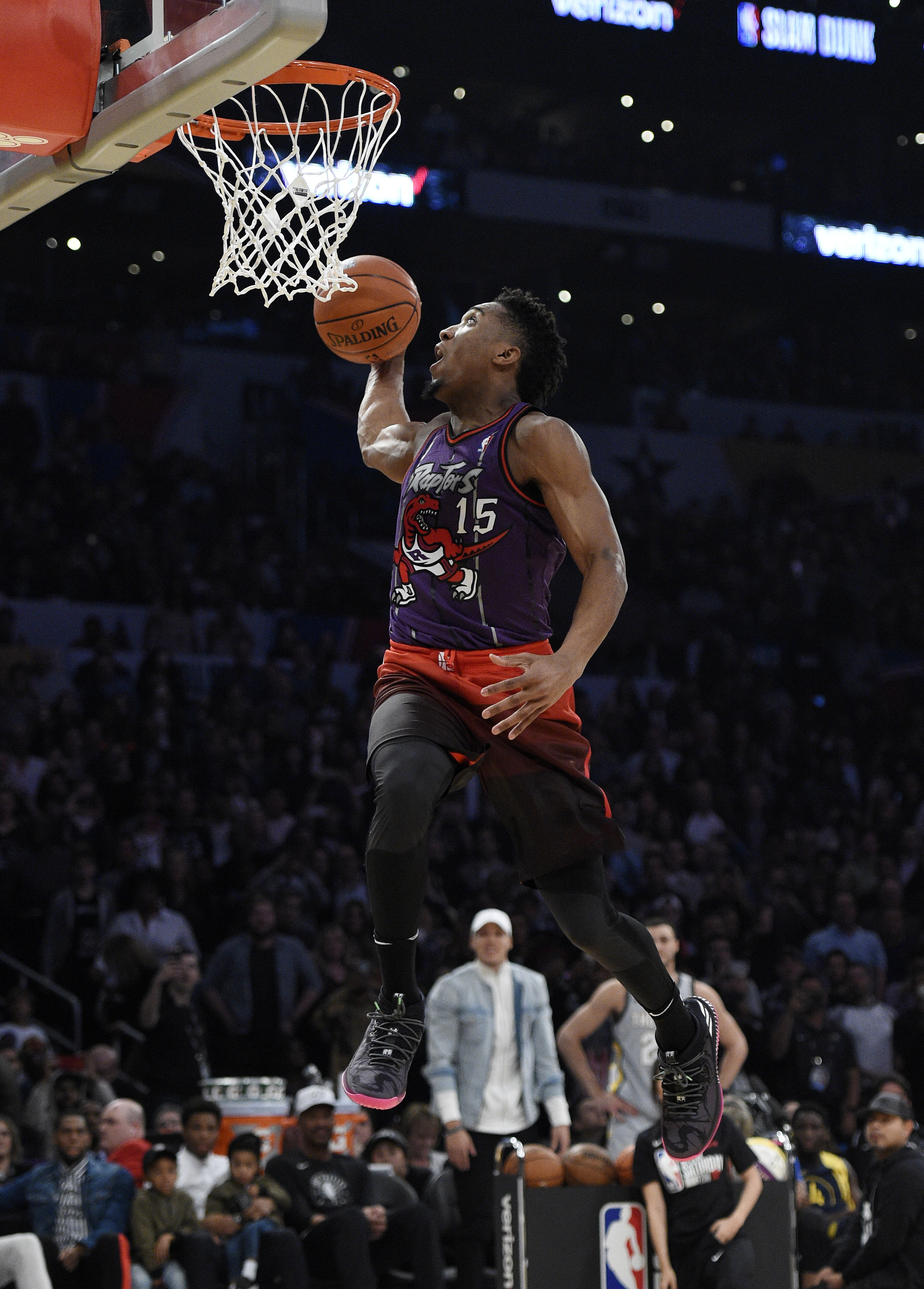 Donovan Mitchell Dunk Contest Vince Carter - HD Wallpaper 