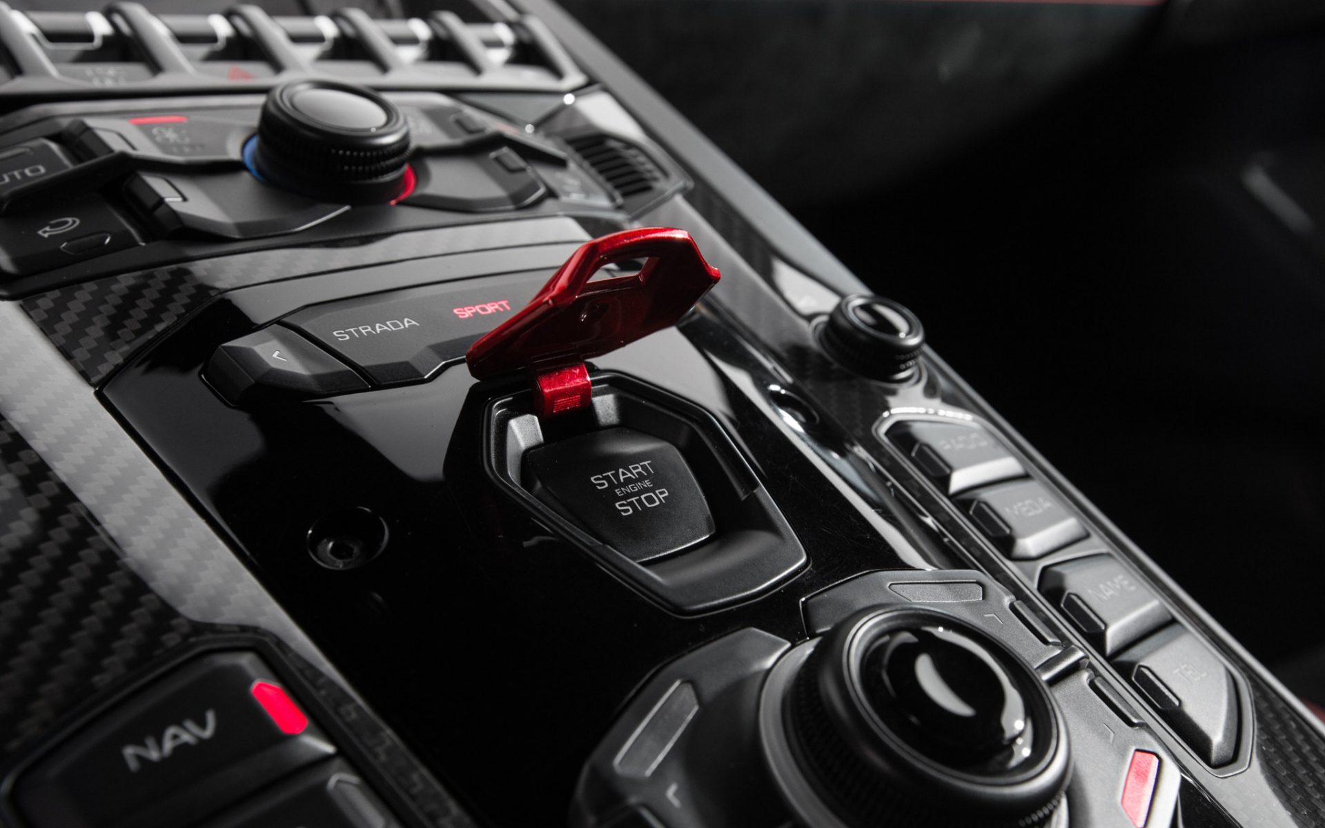 Lamborghini Push To Start Button - HD Wallpaper 