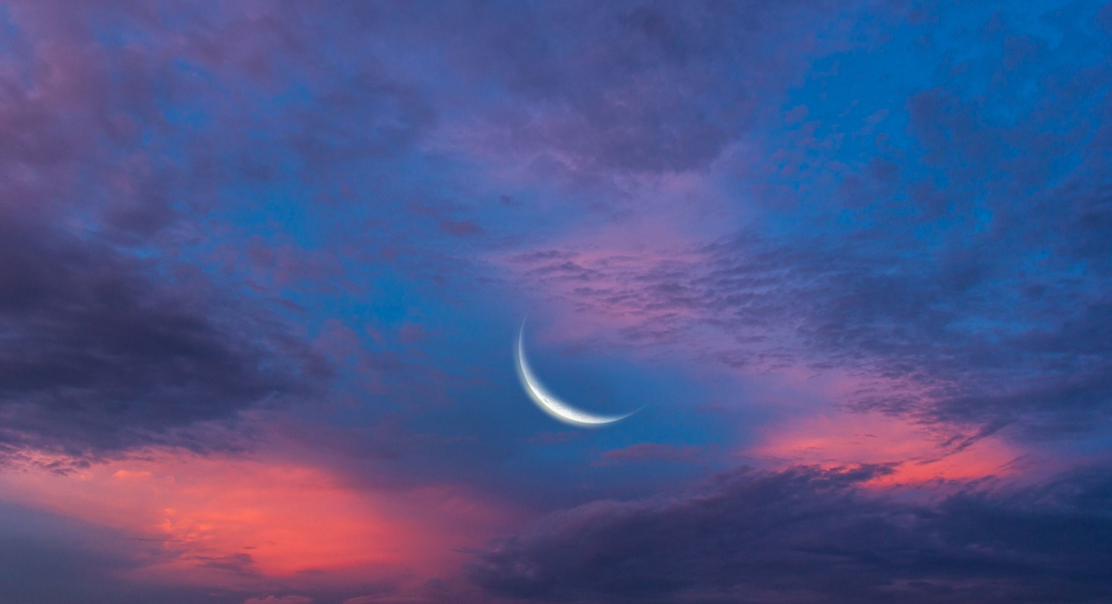 Nature Sky Clouds Year Moon Crescent Pink Blue Night - Pink And Blue Night Sky - HD Wallpaper 