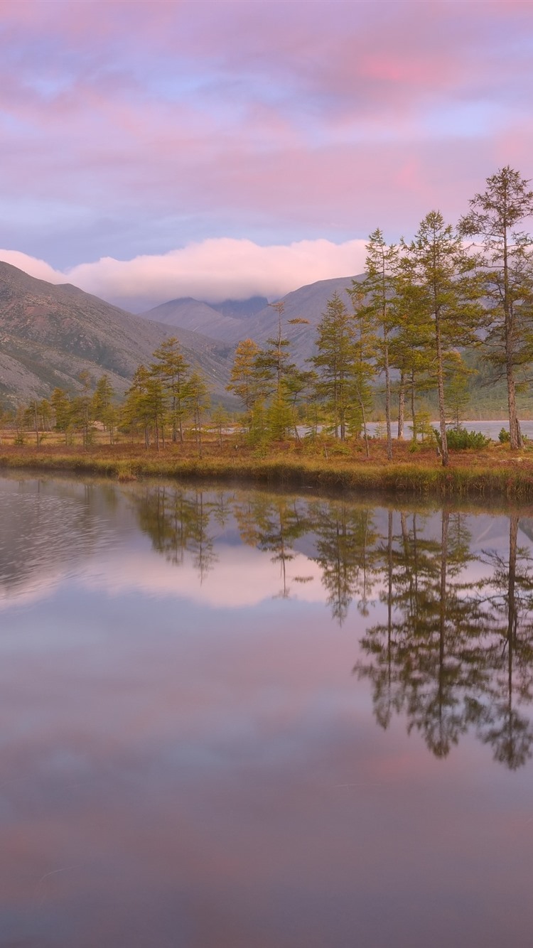 Iphone Wallpaper Trees, Lake, Mountains, Pink Sky - Pink Sky Iphone - HD Wallpaper 