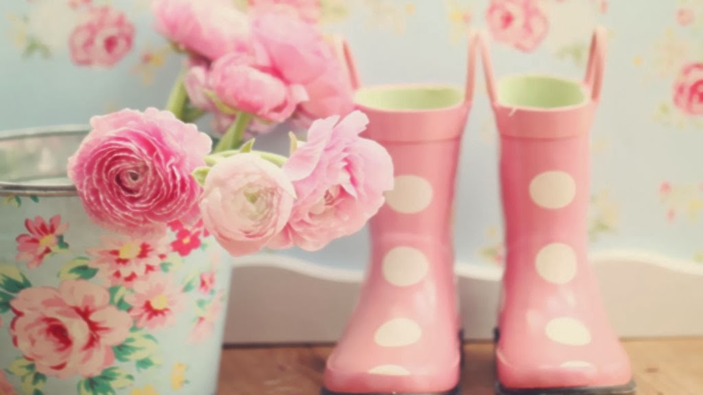 Desktop Girlish Wallpaper Hd - HD Wallpaper 