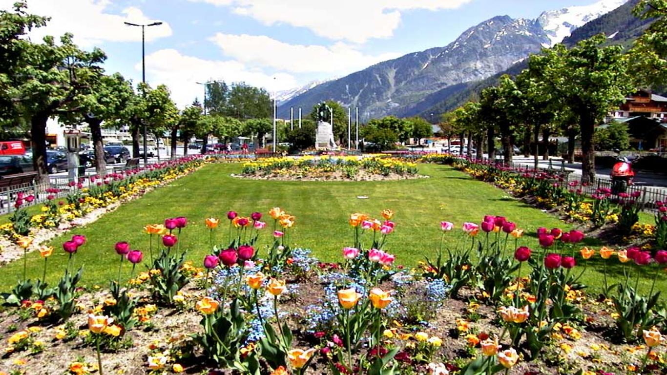 Beautiful Gardens In Afghanistan 1366x768 Wallpaper Teahub Io