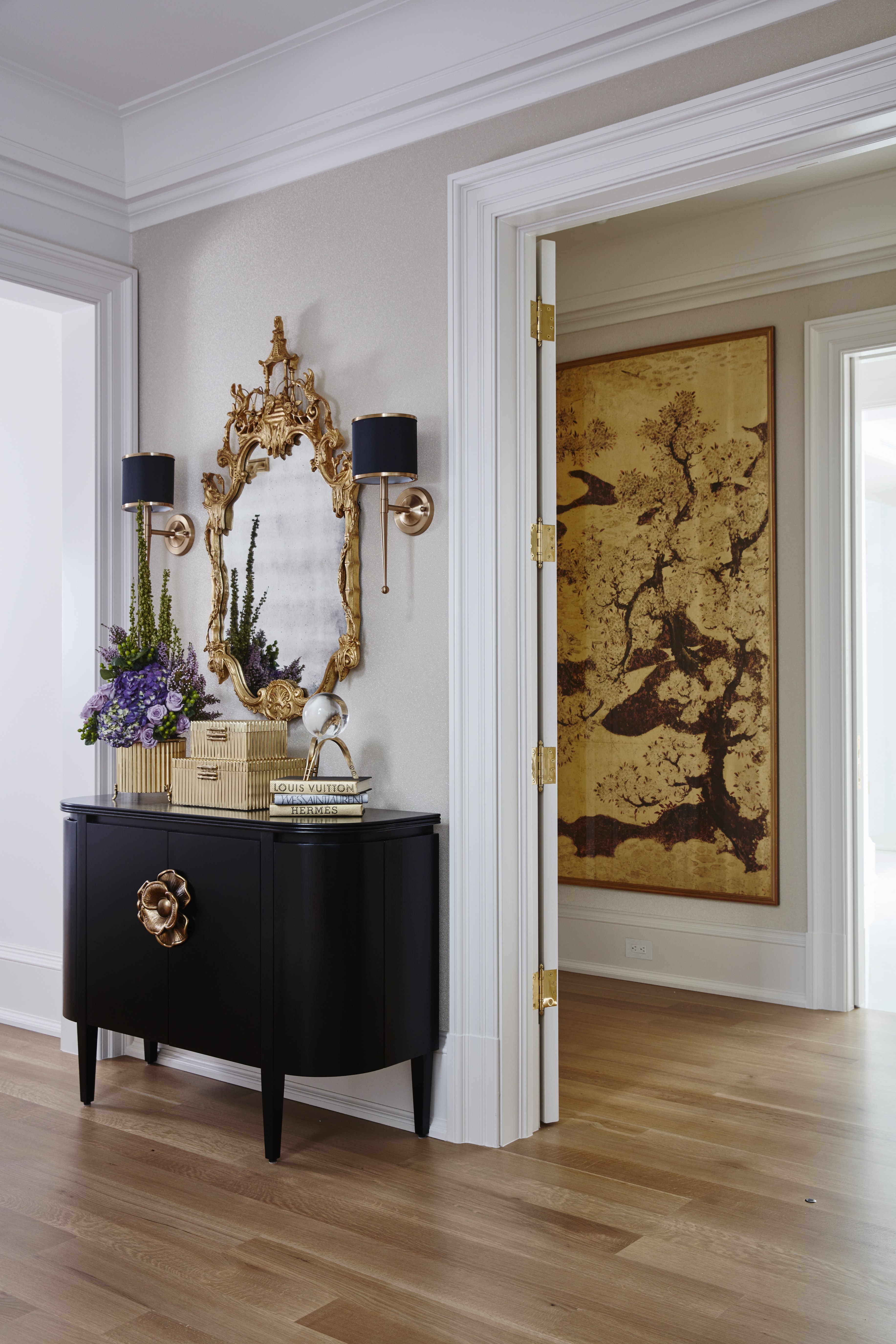 Black And Gold Hallway - HD Wallpaper 