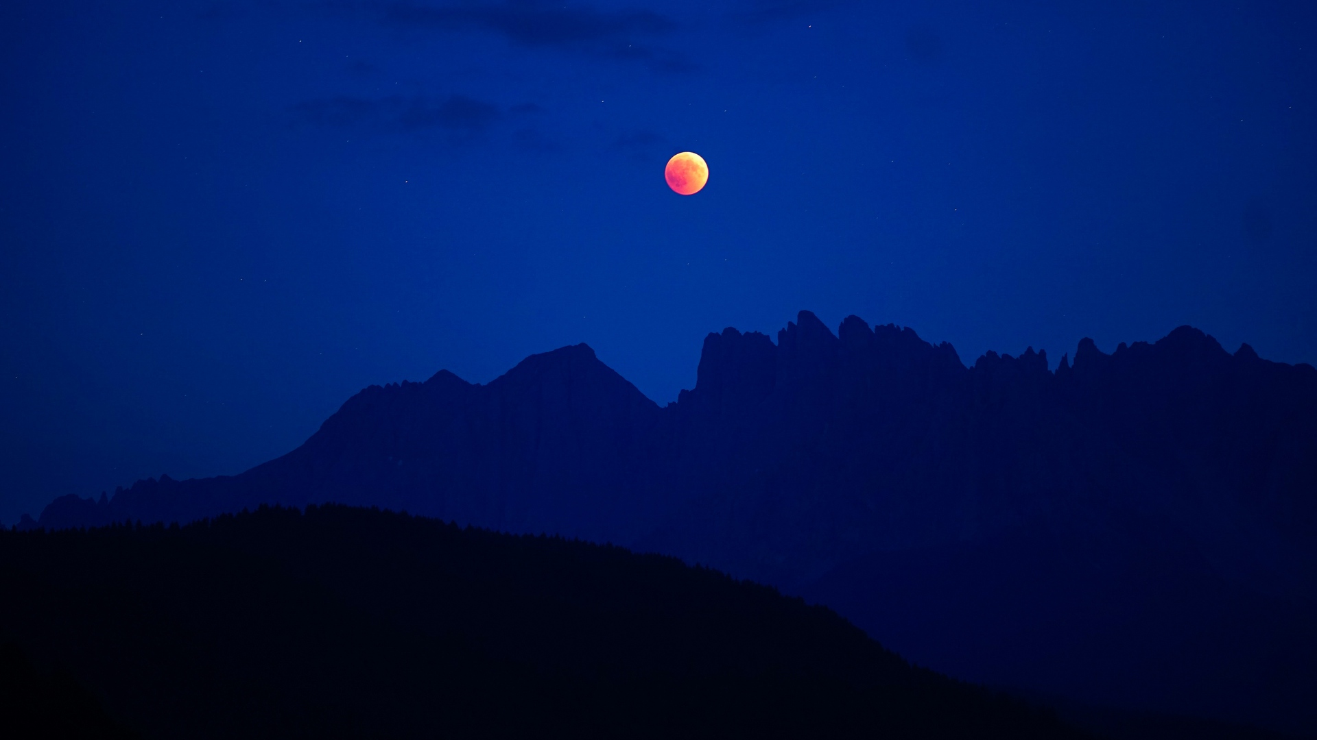 Outdoor Full Moon And Mountains Hd Wallpaper - HD Wallpaper 