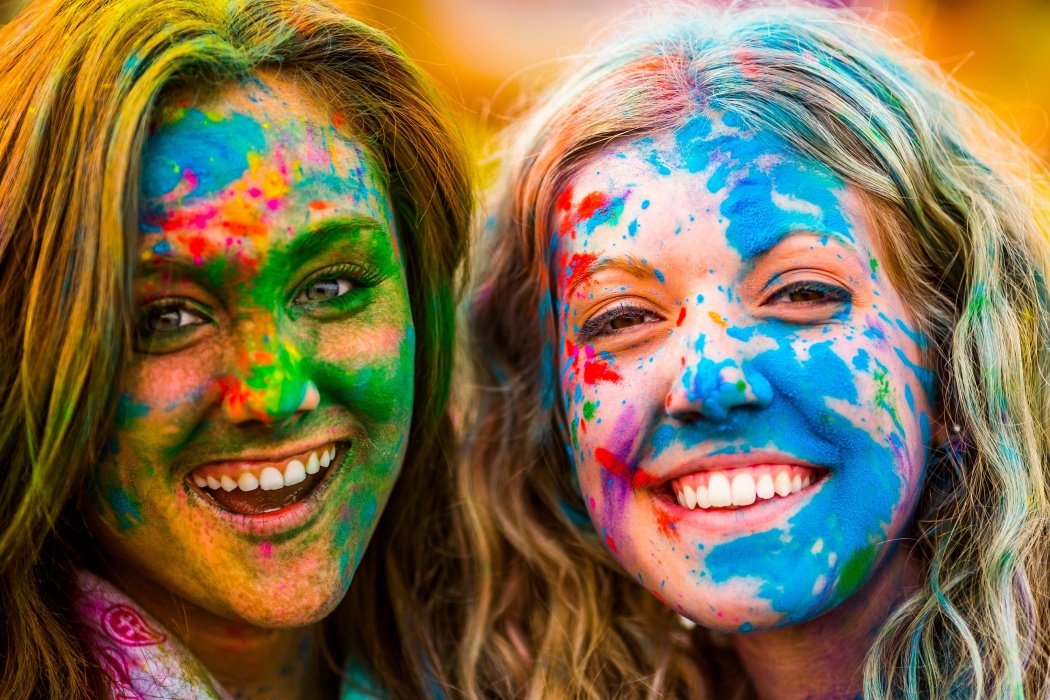Happy Holi 2015 Girls Colorful Faces - Hd Wallpapers Holi Girls - HD Wallpaper 