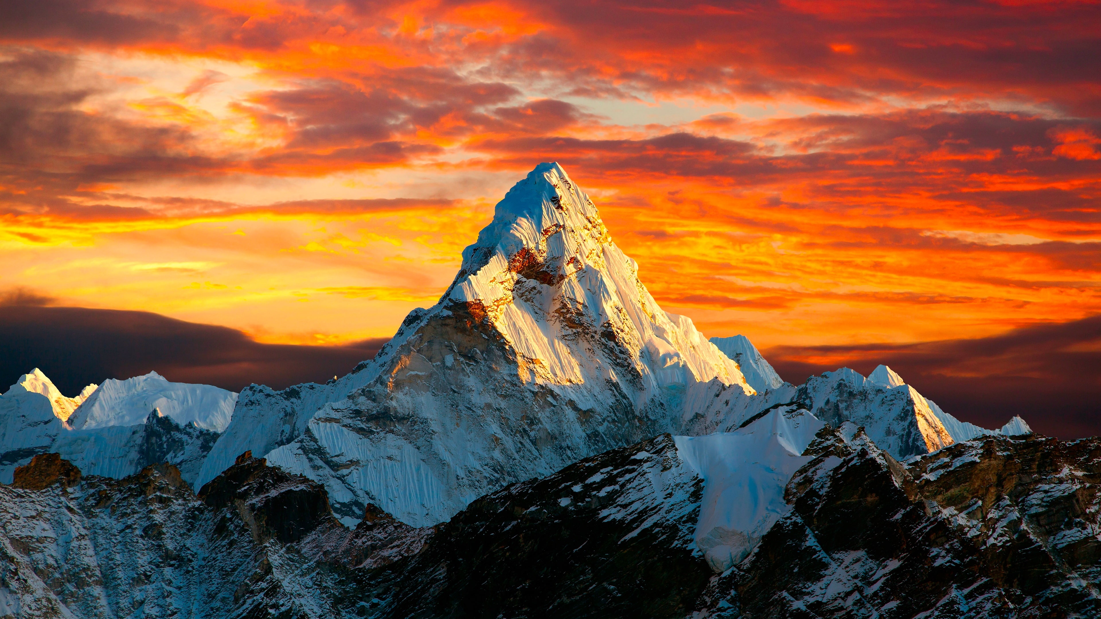 Ama Dablam - HD Wallpaper 