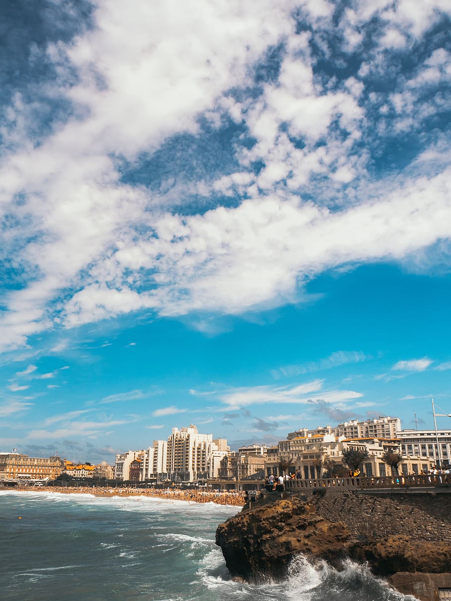 France, Biarritz, Biarritz Grande Plage Promenade, - Sea - HD Wallpaper 