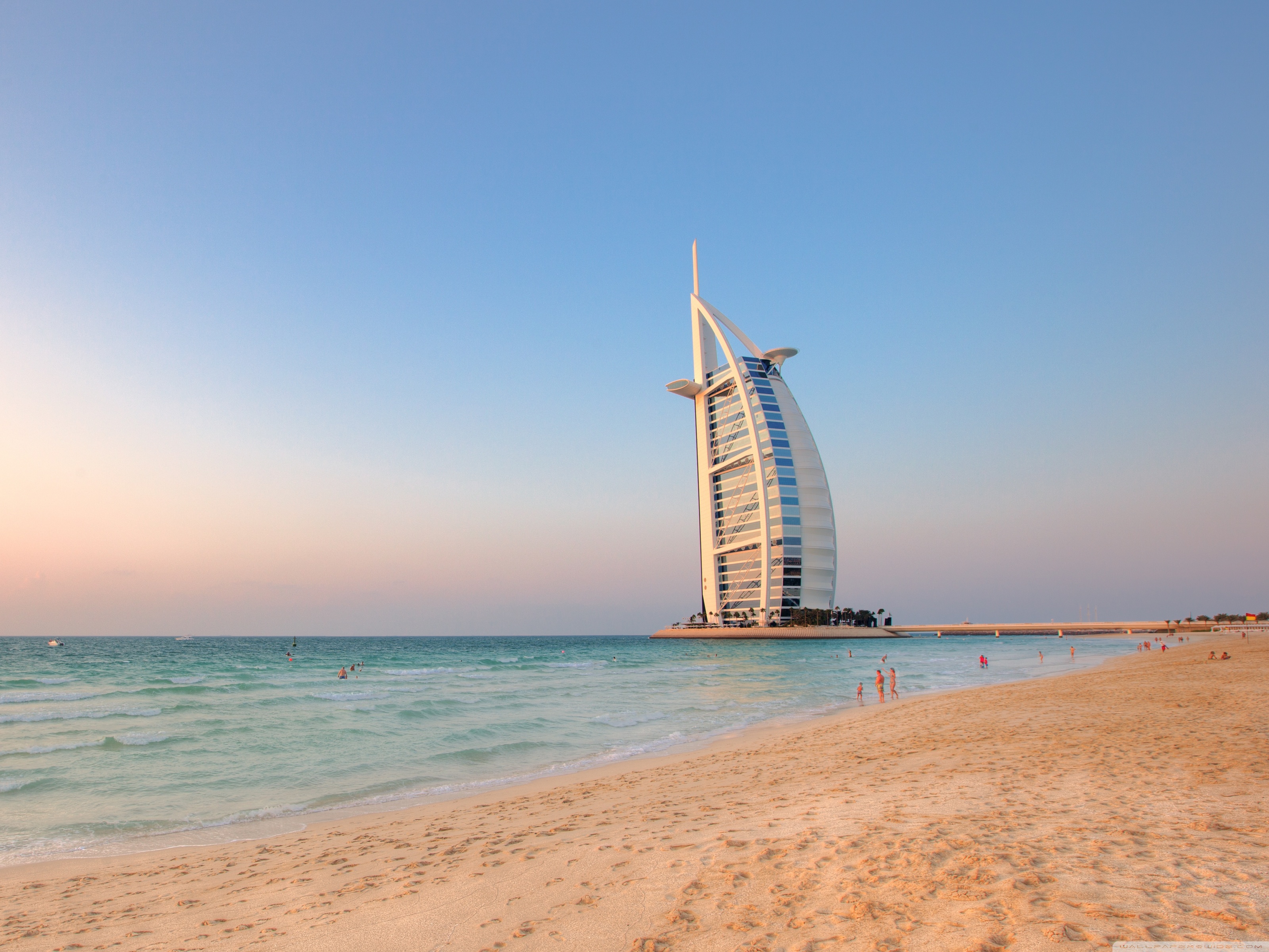 Dubai Wallpaper Jumeirah Beach Hotel - HD Wallpaper 
